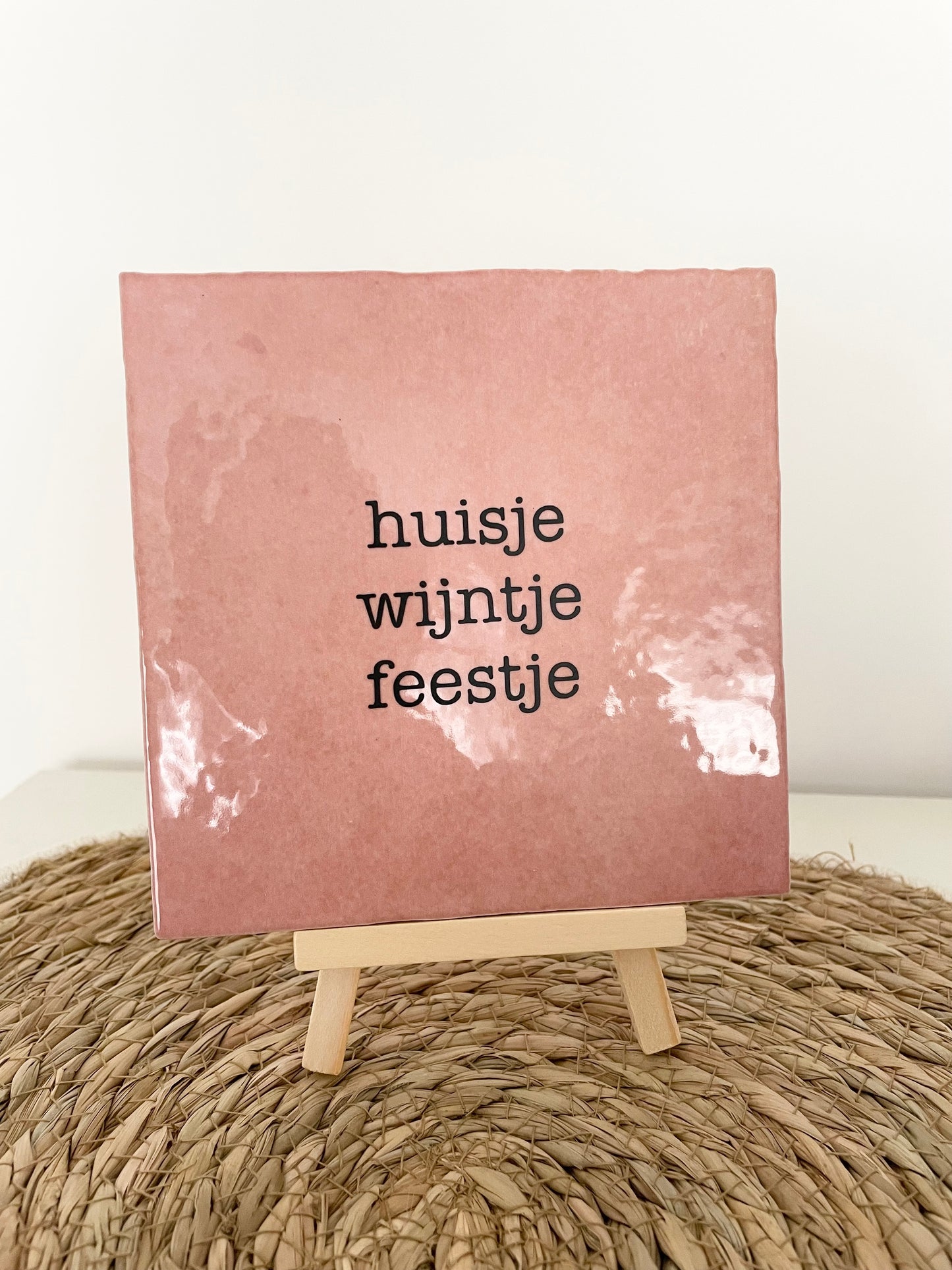 Tegeltje donker roze - Huisje wijntje feestje