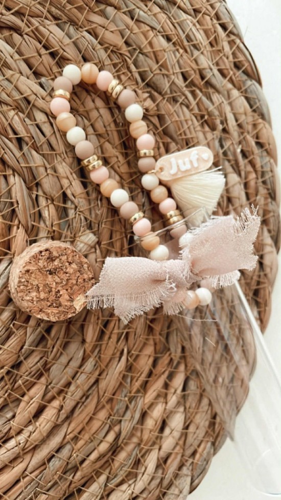 Armbandje juf label 3